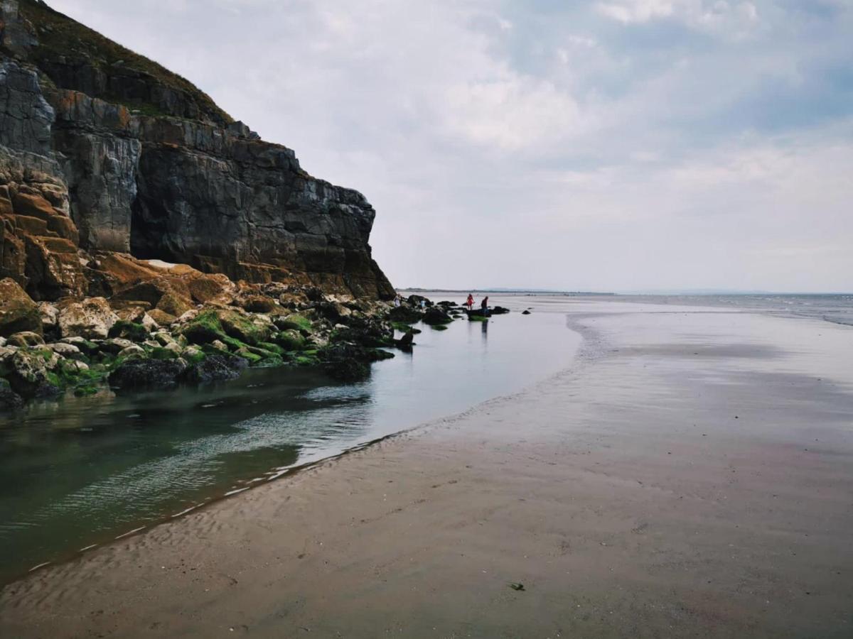 拉恩Dylan Thomas Sea View住宿加早餐旅馆 外观 照片